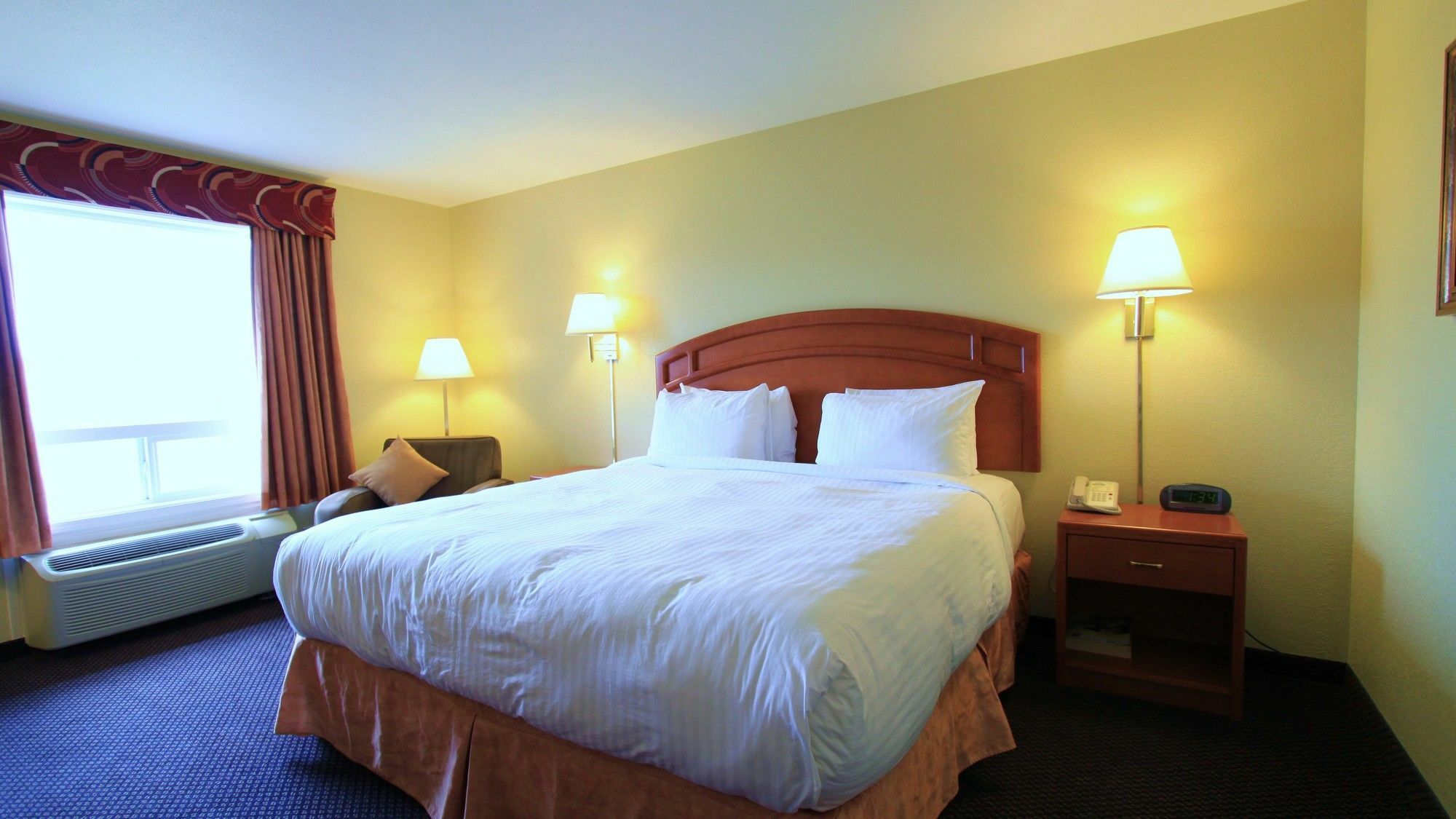 Days Inn & Suites By Wyndham Thompson Eksteriør bilde